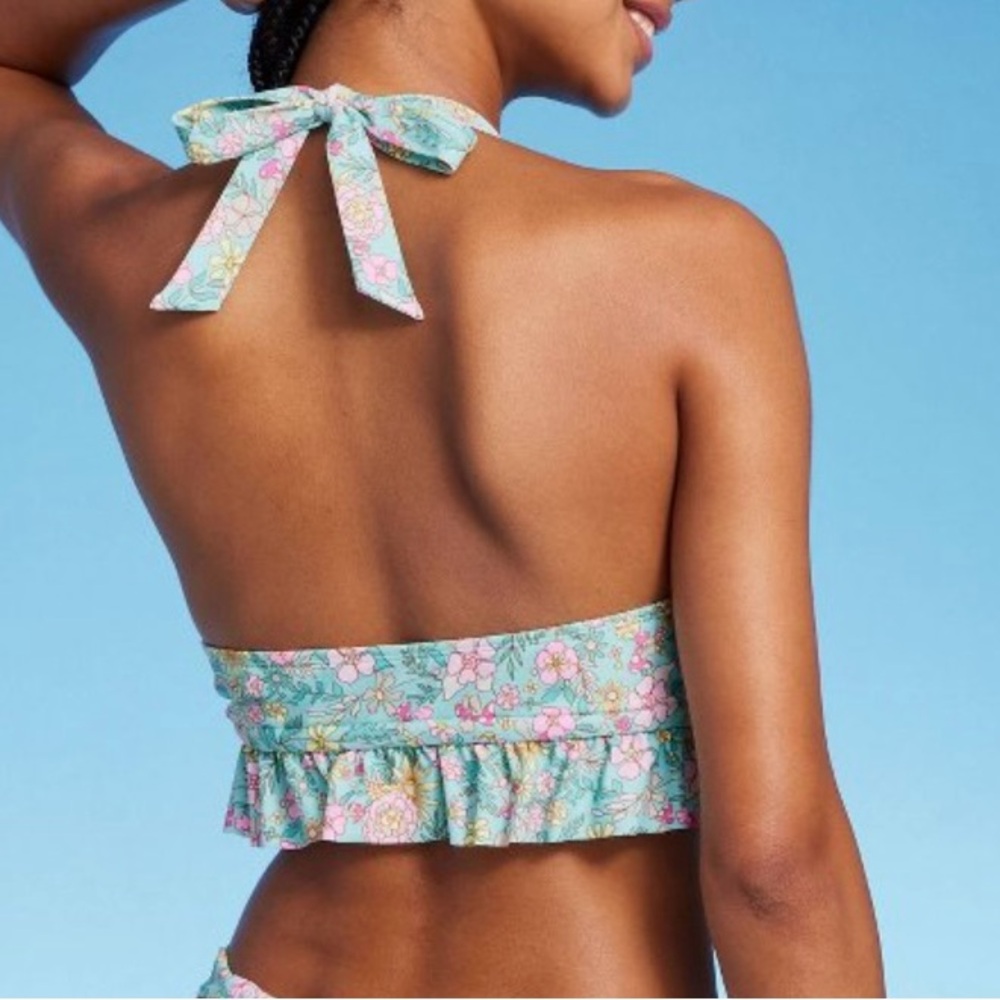 Wild fable ruffle bikini top size medium - Picture 2 of 2